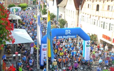 Feiern mit der BR-Radltour – Zieleinlauf und großer Empfang in Gunzenhausen 5.8.2022, 16.20 Uhr